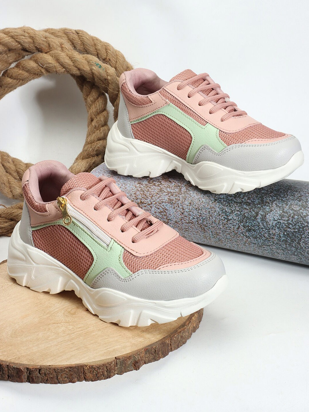 

The Roadster Lifestyle Co. Women Colourblocked Sneakers, Peach