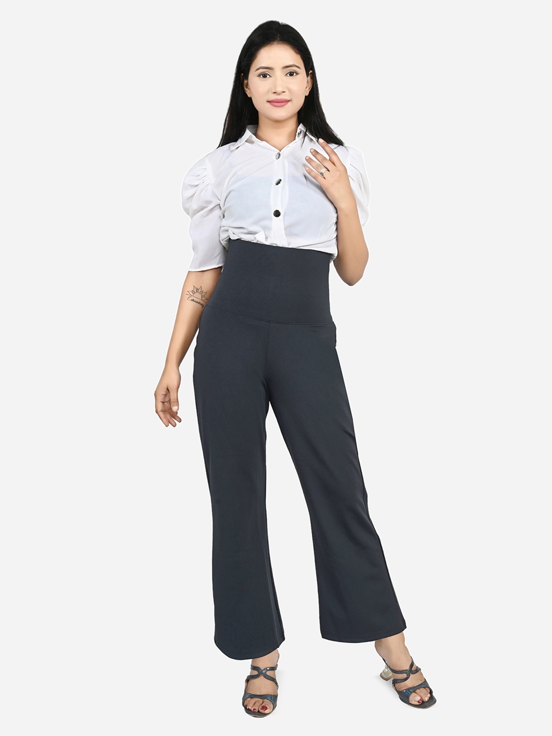 

Bellofox Women Straight Fit High-Rise Trousers, Grey