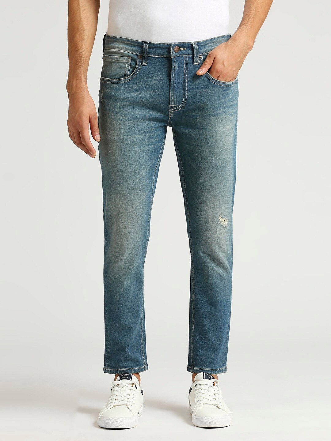 

Pepe Jeans Men Skinny Fit Clean look Heavy Fade Stretchable Jeans, Blue
