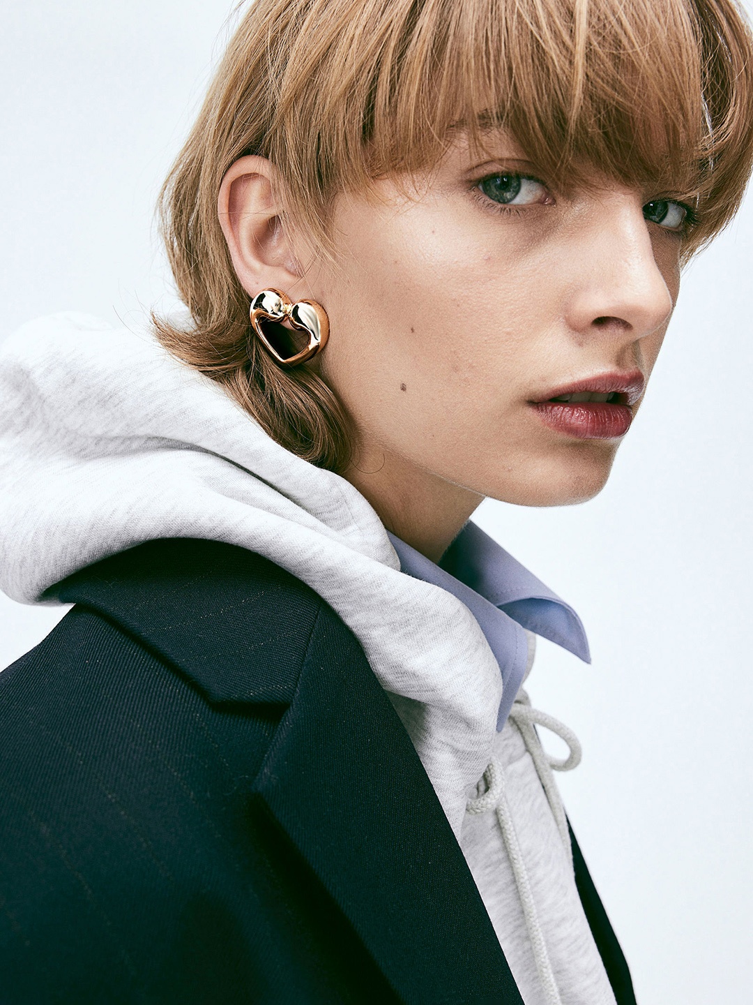 

H&M Heart-Shaped Earrings, Gold