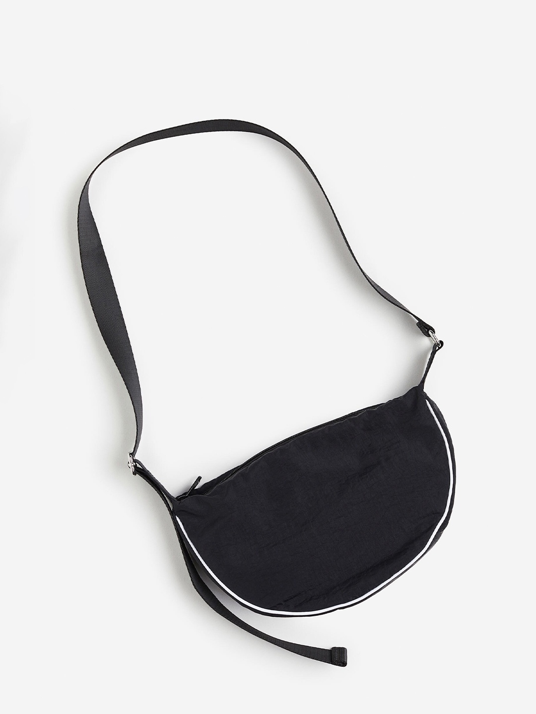 

H&M Women Shoulder Handbags, Black