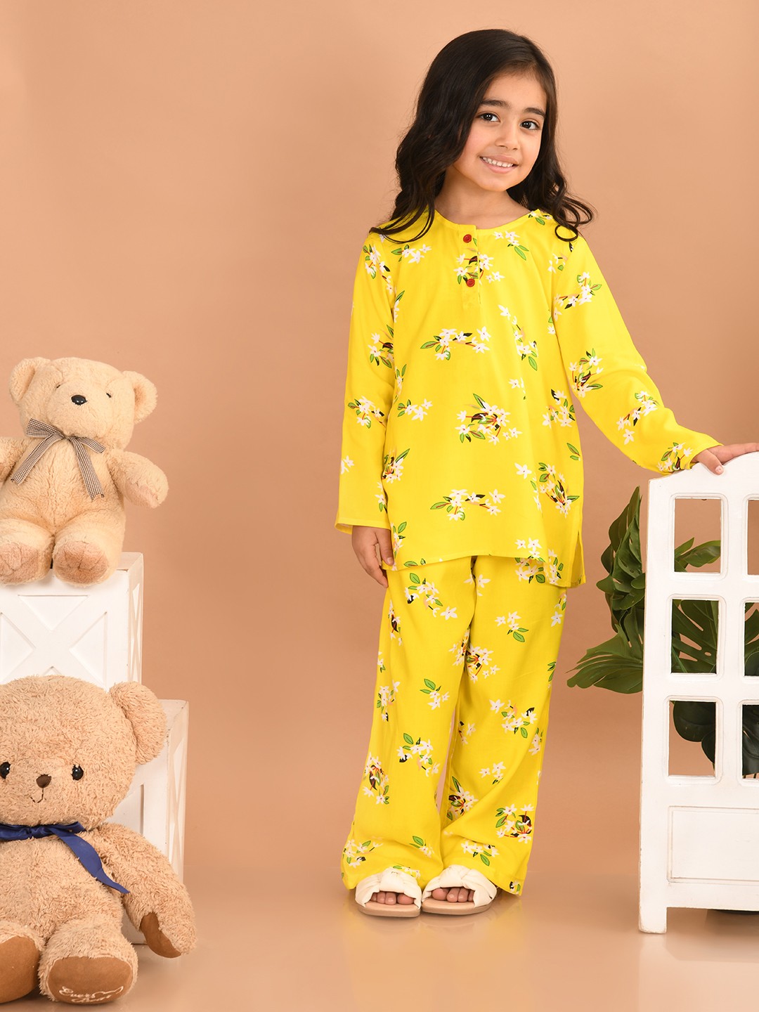 

Superminis Girls Floral Printed Top with Trousers, Yellow