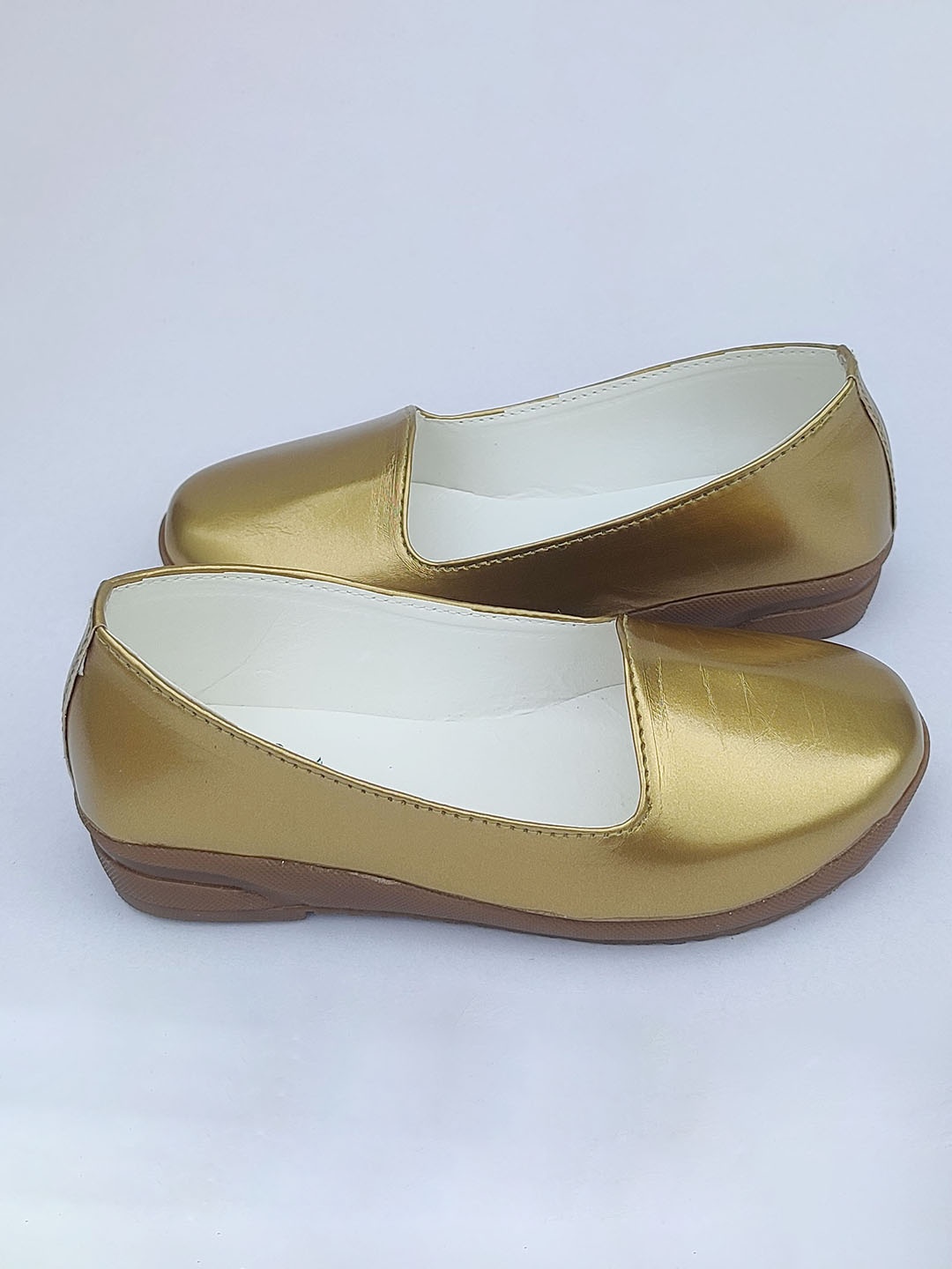 

BAESD Girls Round Toe Ballerinas Flats, Gold