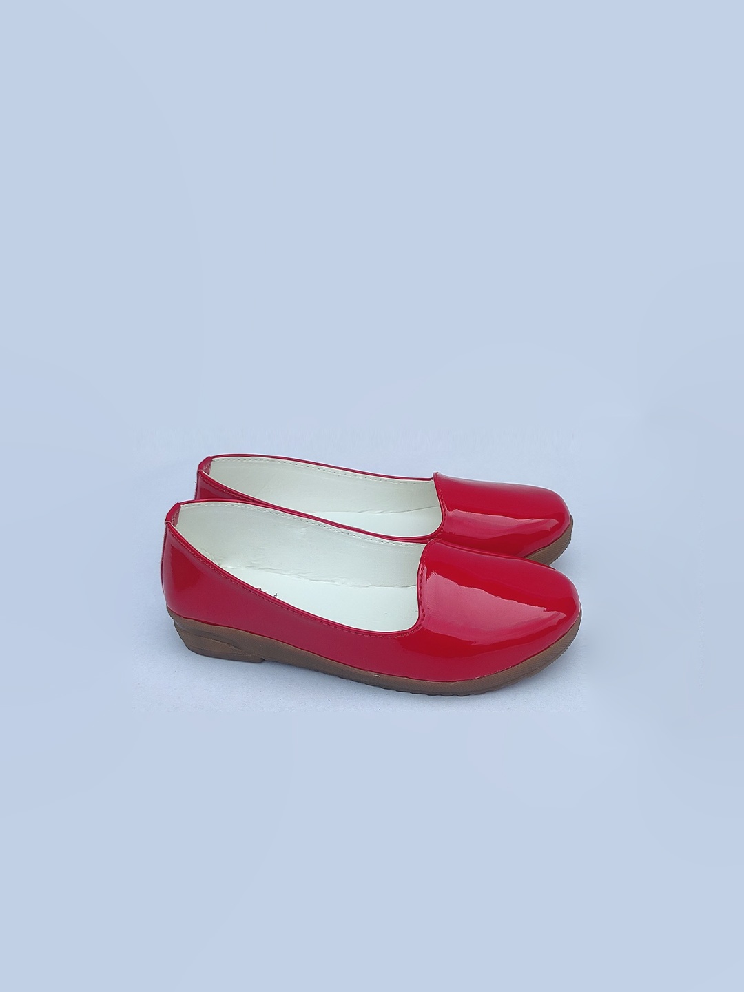 

BAESD Girls Round Toe Ballerinas, Red
