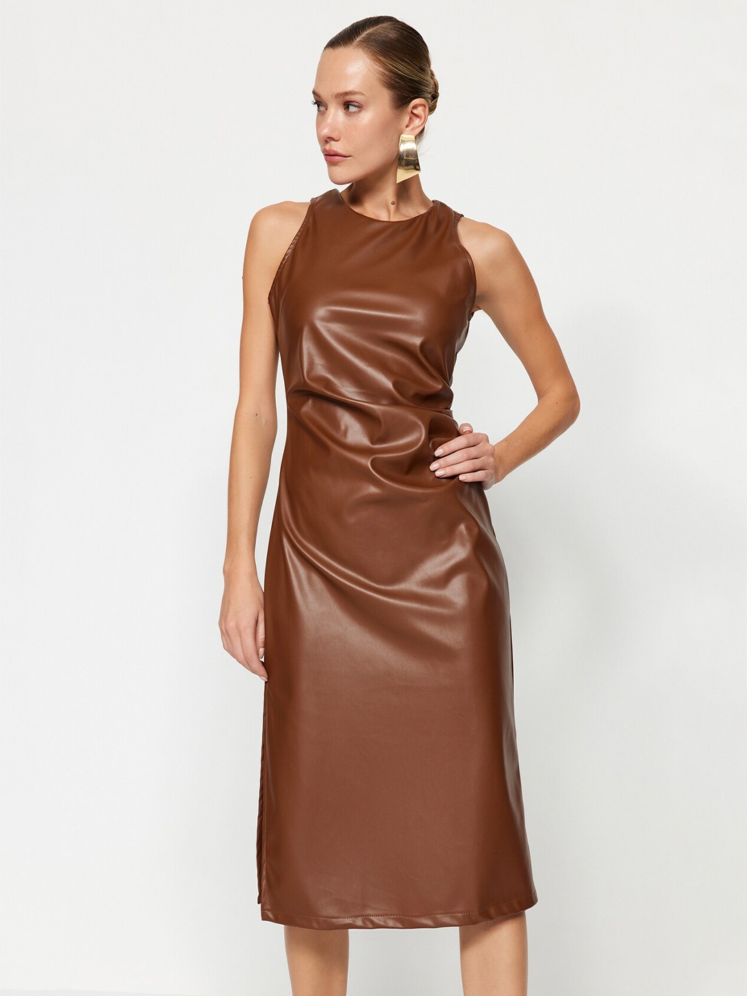 

Trendyol PU Coated Round Neck Sheath Dress, Brown