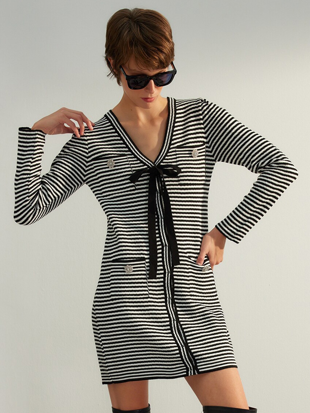 

Trendyol Striped V-Neck Tie-Ups A-Line Dress, White
