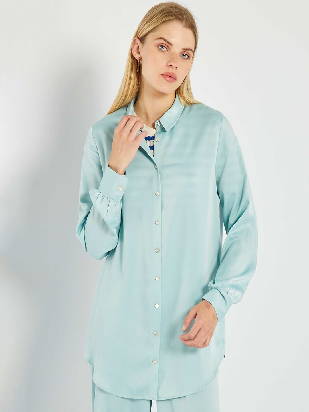 

KIABI Spread Collar Long Sleeves Opaque Casual Shirt, Blue