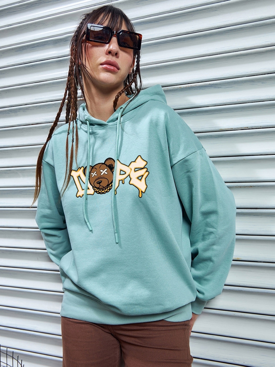 

Bewakoof Heavy Duty 1.0 Women Harbor Dope Bear Graphic Printed Oversized Hoodies, Green