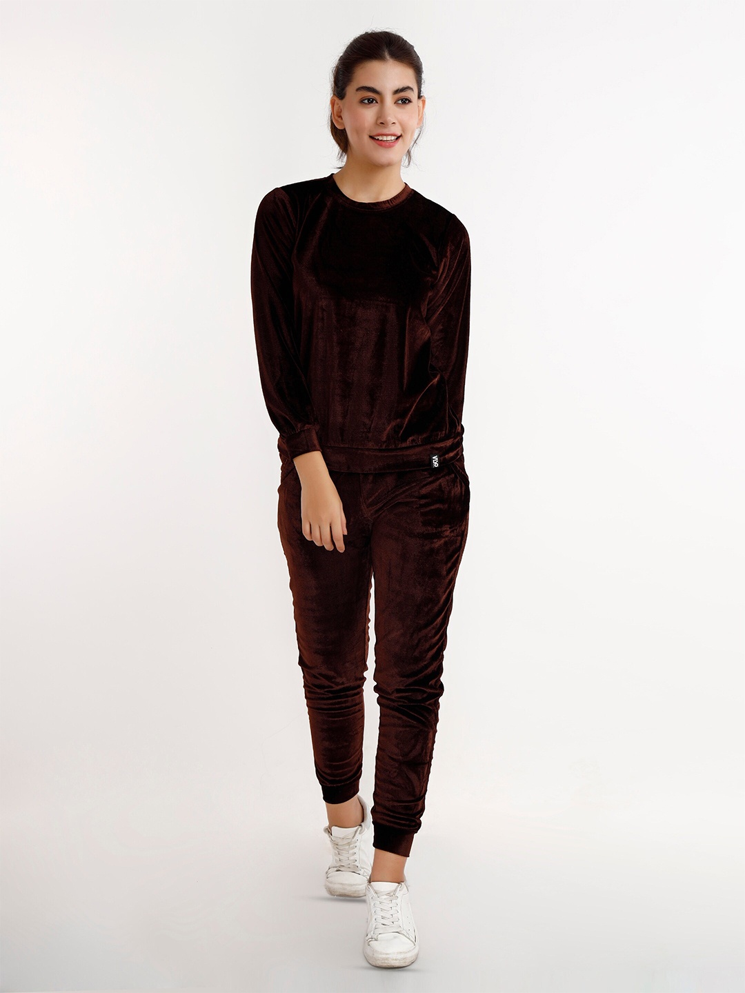 

VISO Round Neck Velvet Tracksuit, Brown