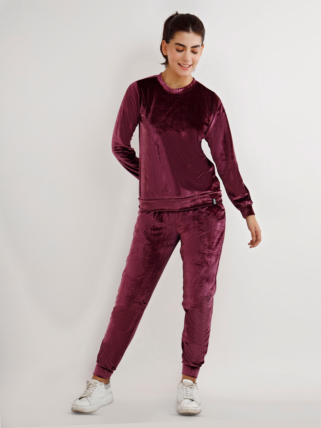 

VISO Round-Neck Mid-Rise Tracksuit, Pink