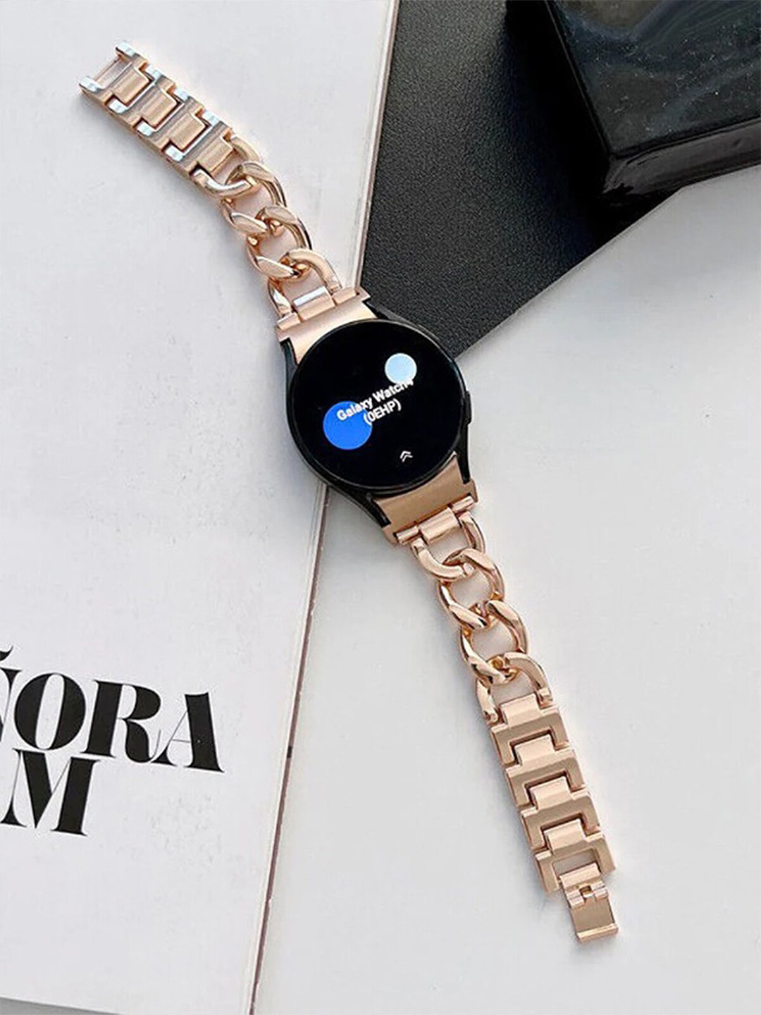 

PEEPERLY Women Stylish Twisted Fusion Chain for Samsung Galaxy Watch Straps GLSTSTWT622C, Rose gold