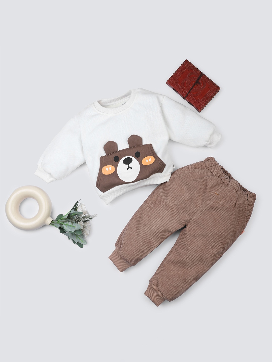 

BAESD Boys Printed T-shirt with Pyjamas, Coffee brown