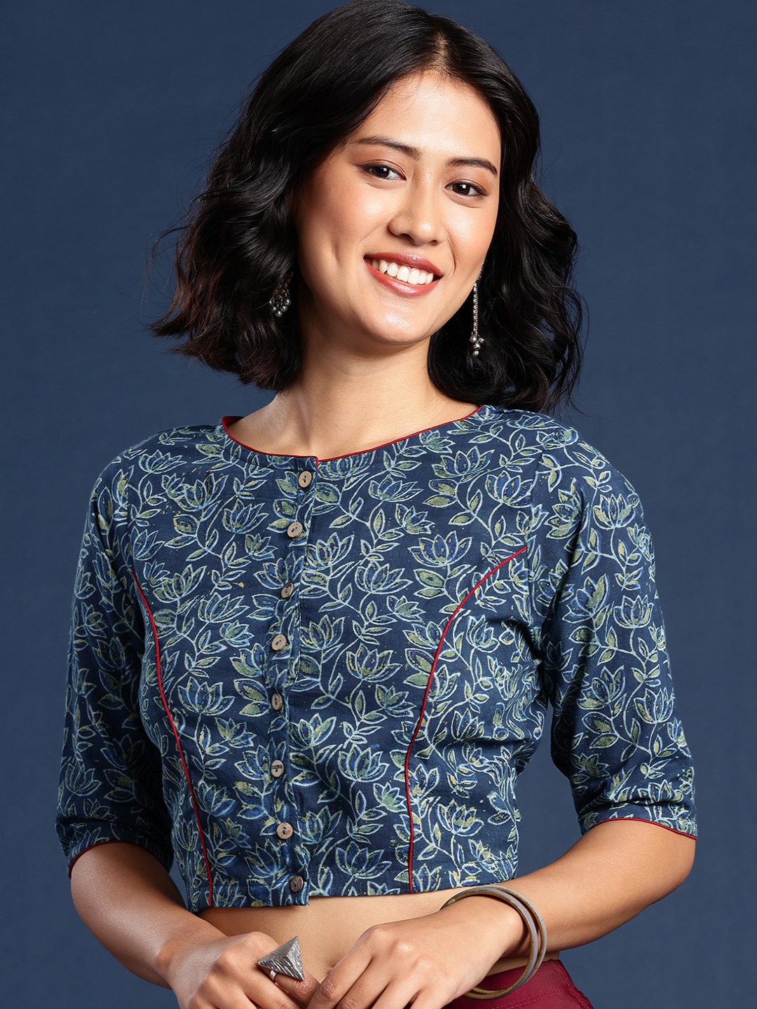 

Taavi Hand Block Printed Cotton Non Paded Saree Blouse, Blue