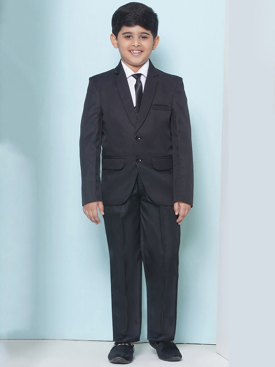 

Aj DEZInES Boys 5-Pcs Single Breasted Cotton Suits, Black