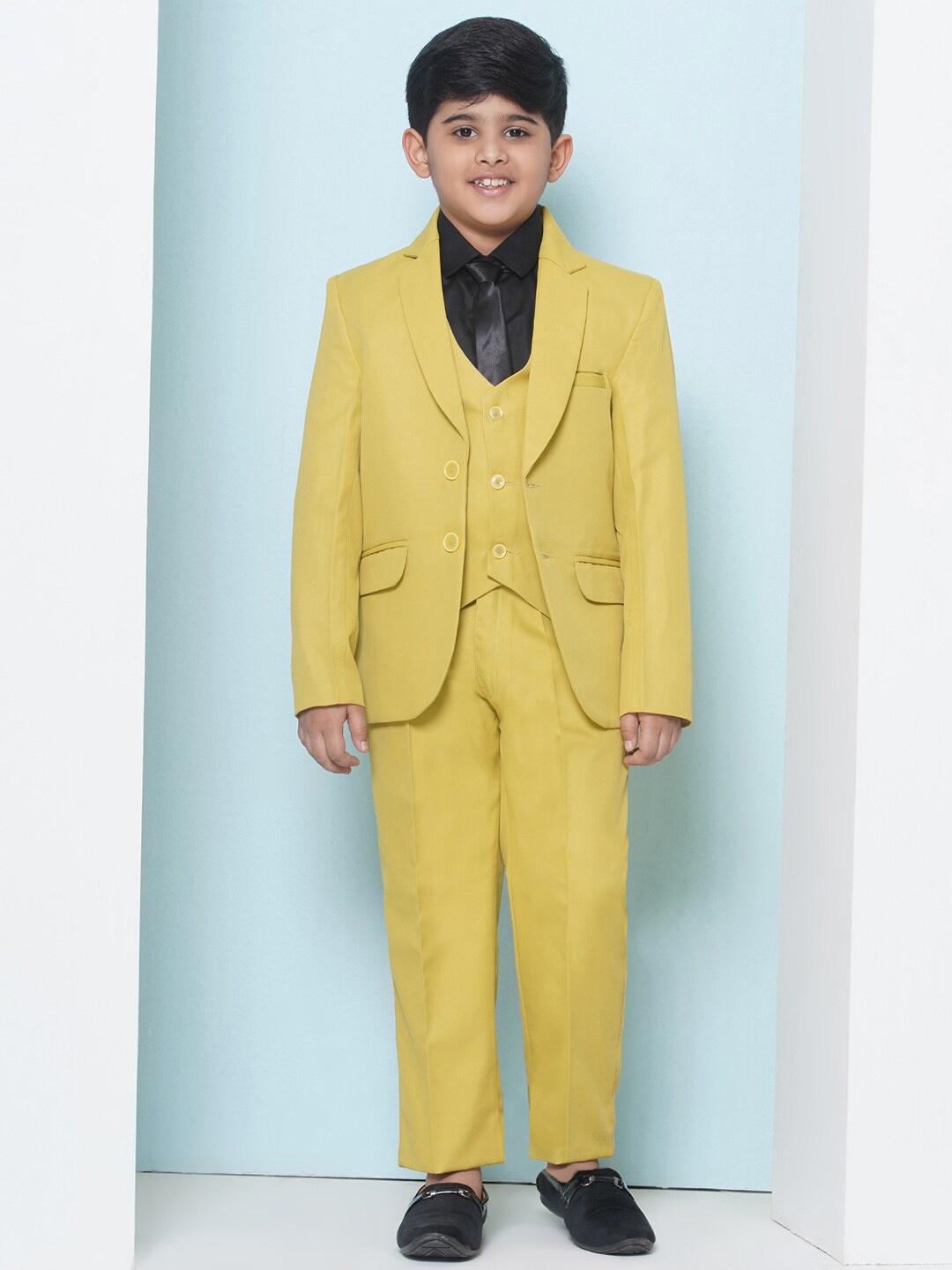 

Aj DEZInES Boys Cotton 5-Piece Suit Set, Mustard