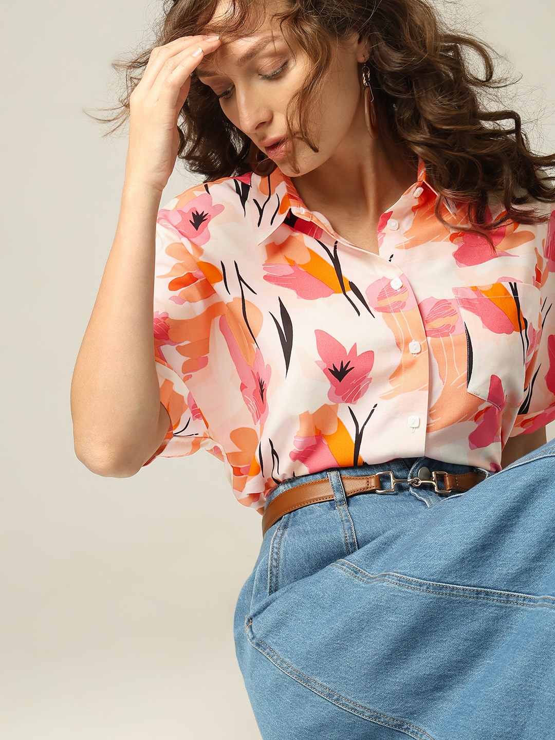 

Vero Moda Printed Spread Collar Short Sleeves Casual Shirt, Beige
