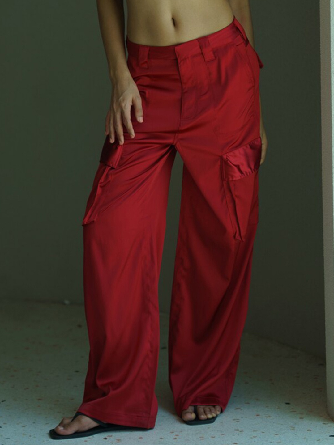 Bonkers Corner Women Red Mid-Rise Satin Cargos