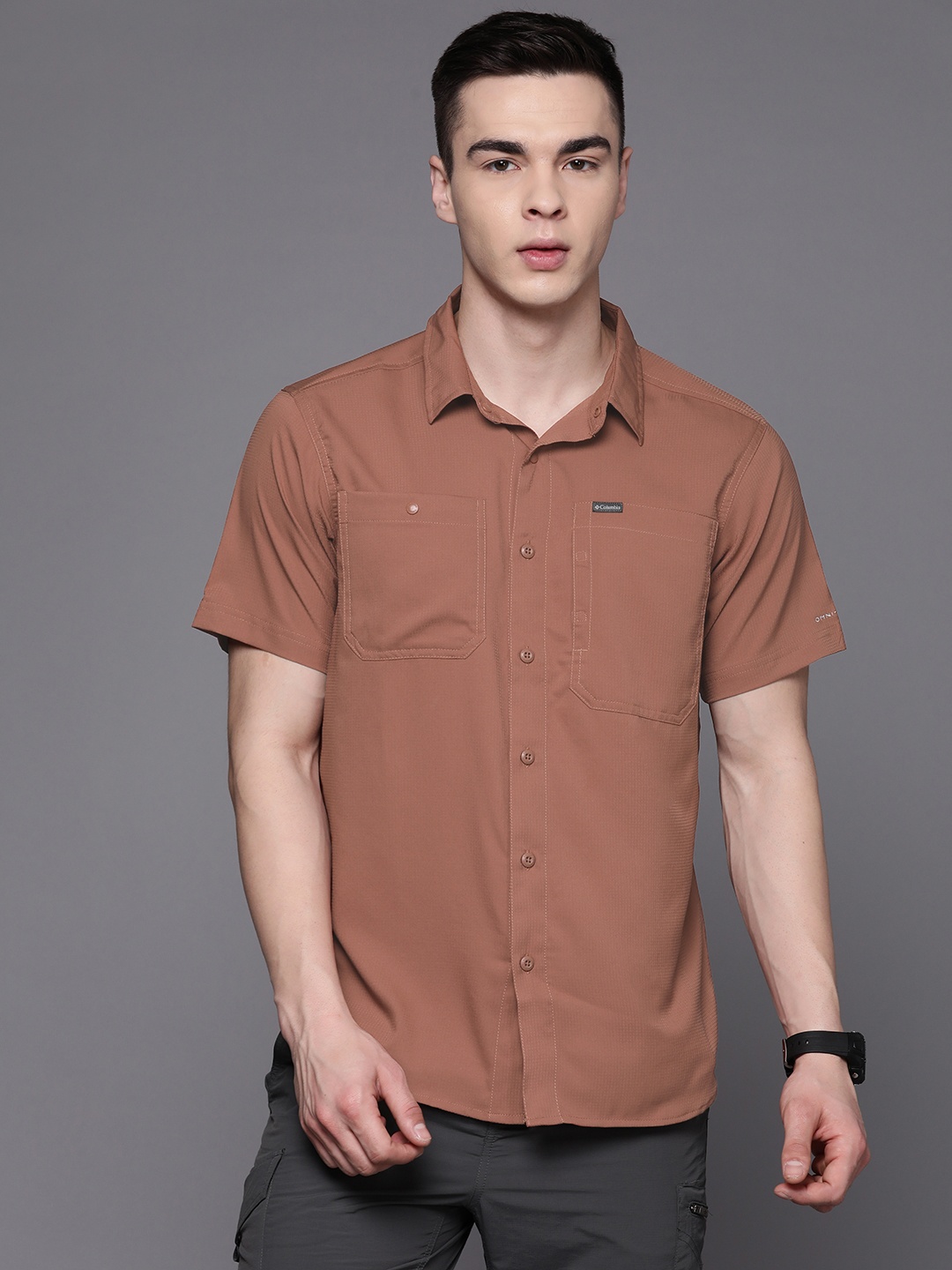 

Columbia Men Standard Silver Ridge Utility Lite Casual Shirt, Brown