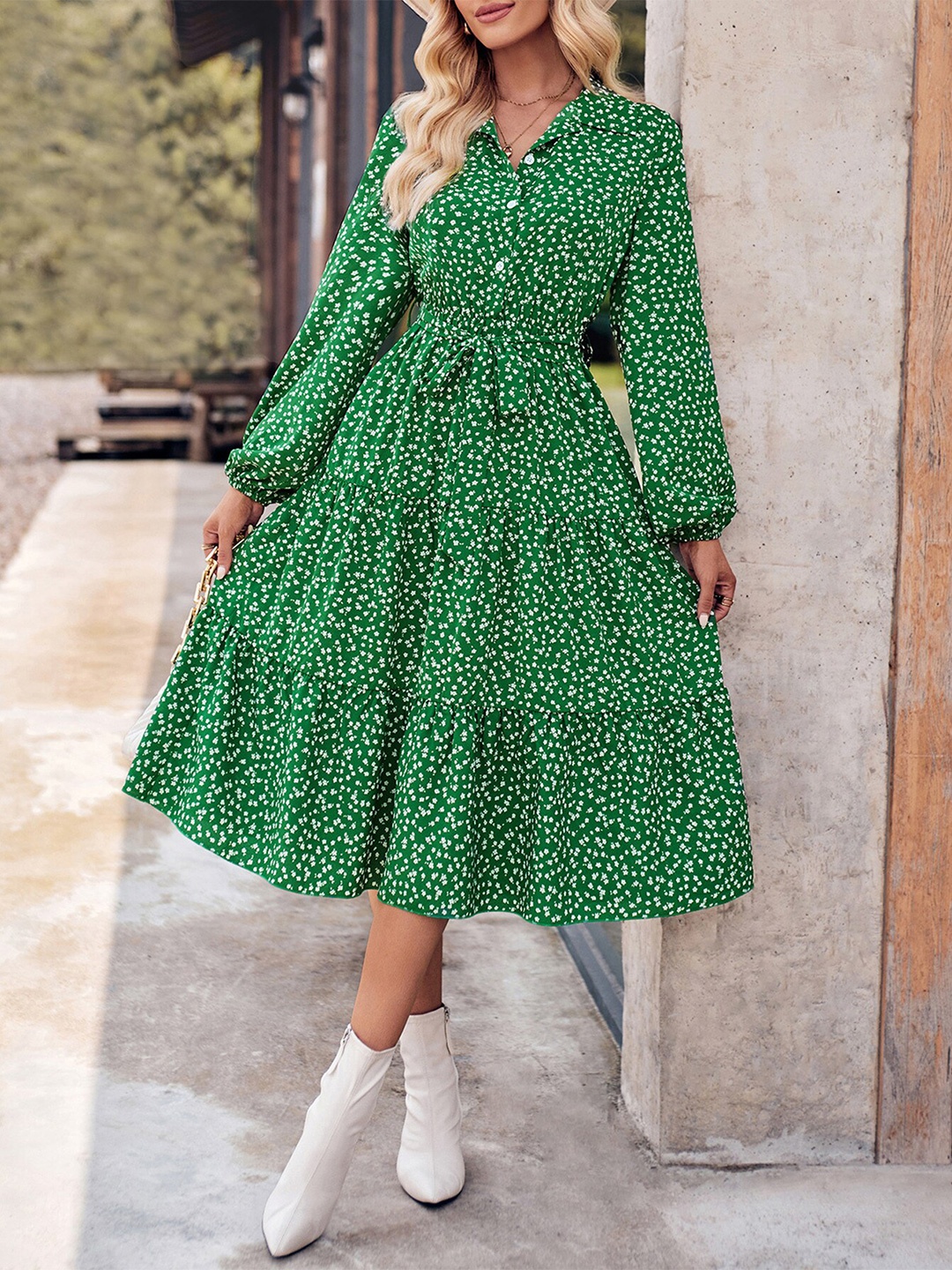 

StyleCast Green Printed Shirt Collar Fit & Flare Dress