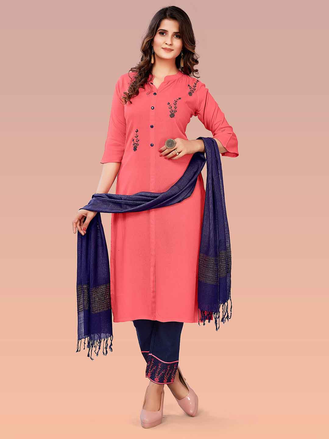 

Archittam Floral Embroidered Mandarin Collar Beads and Stones Kurta Set, Pink