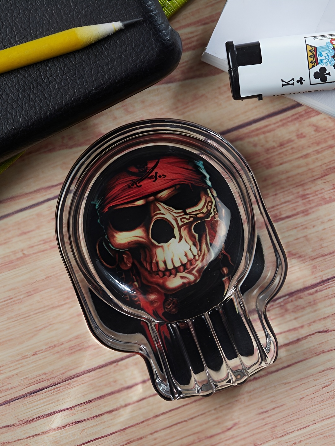 

Kookee Transparent & Burgundy Skull Printed Glass Ash Tray