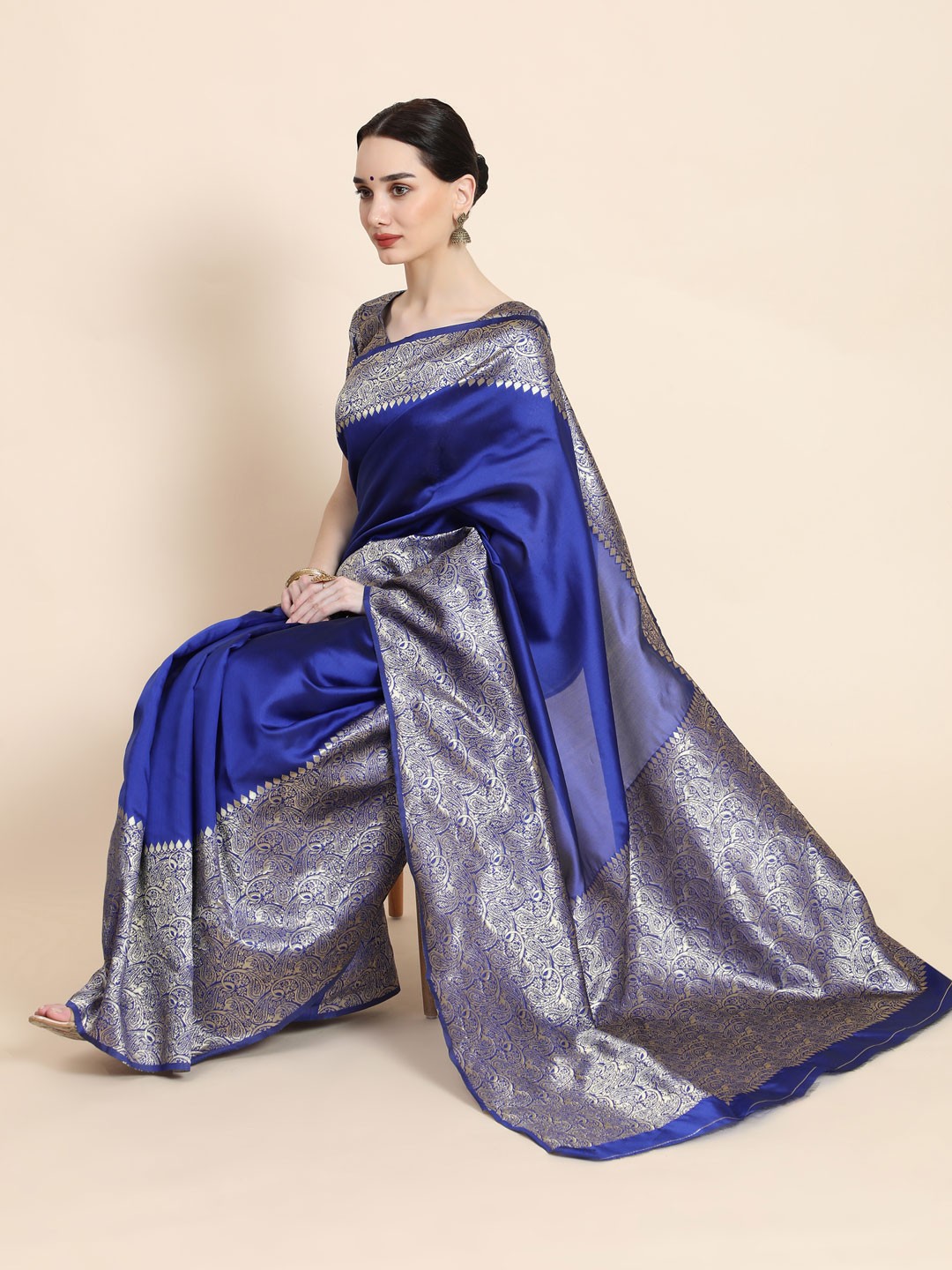 

REALLTREND Ethnic Motifs Woven Design Zari Pure Silk Kanjeevaram Saree, Blue
