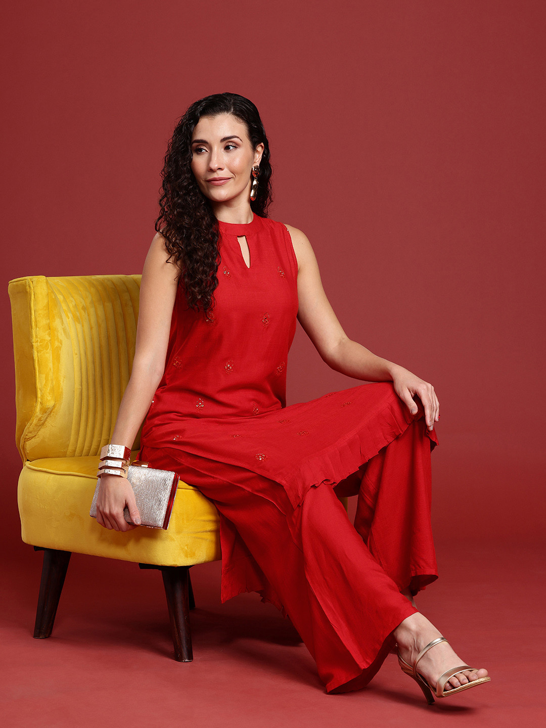 

Anouk Floral Embroidered Keyhole Neck Sequinned Kurta with Palazzos, Red