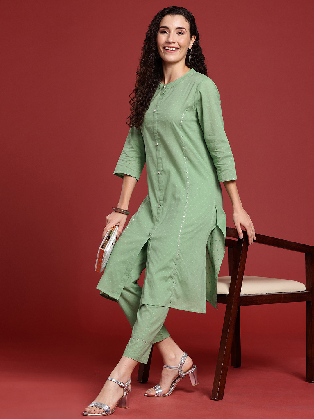 

Anouk Sequinned Mandarin Collar Pure Cotton Kurta with Trousers, Green
