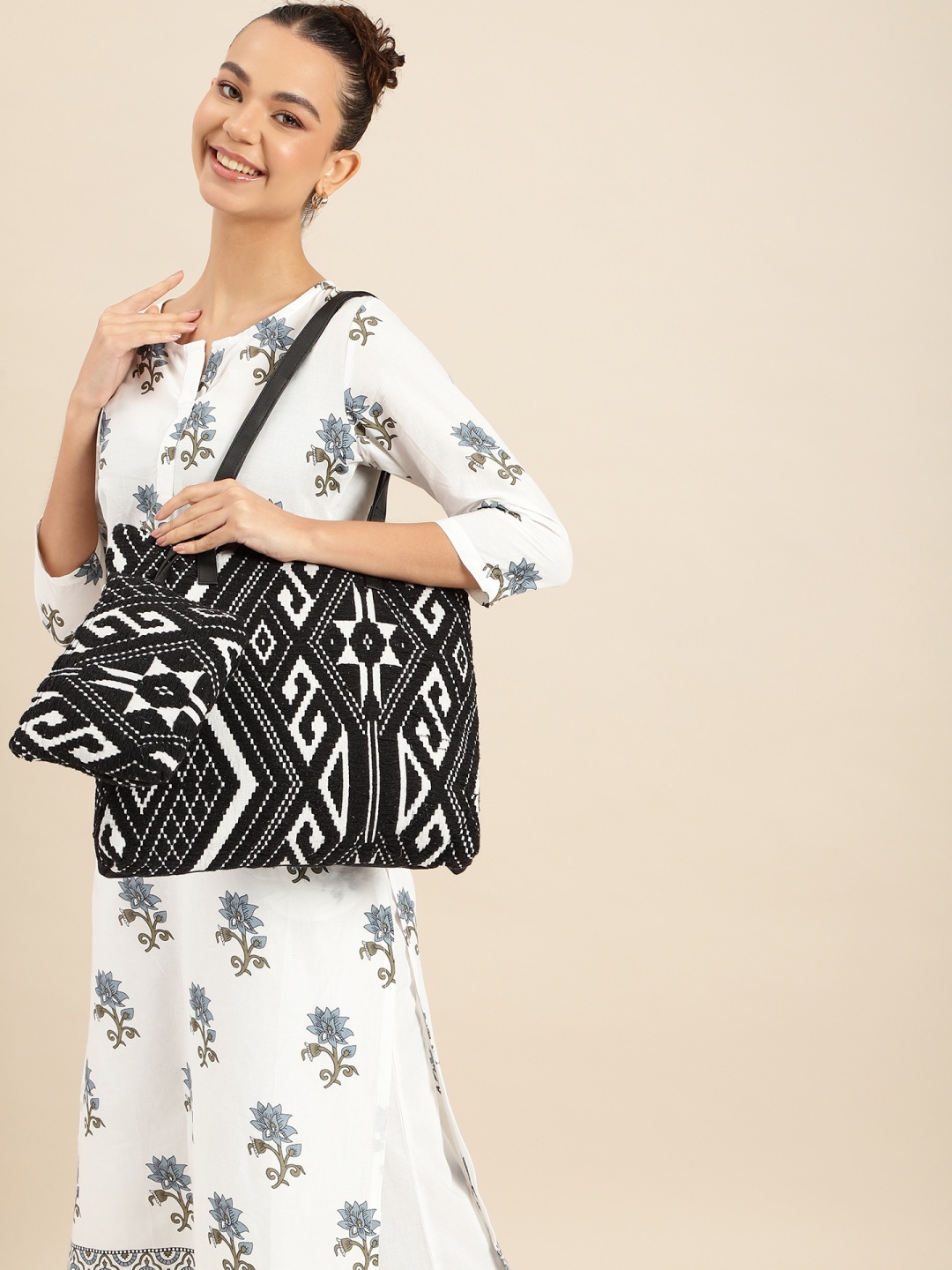 

Anouk Geometric Textured Structured Tote Bag, Black
