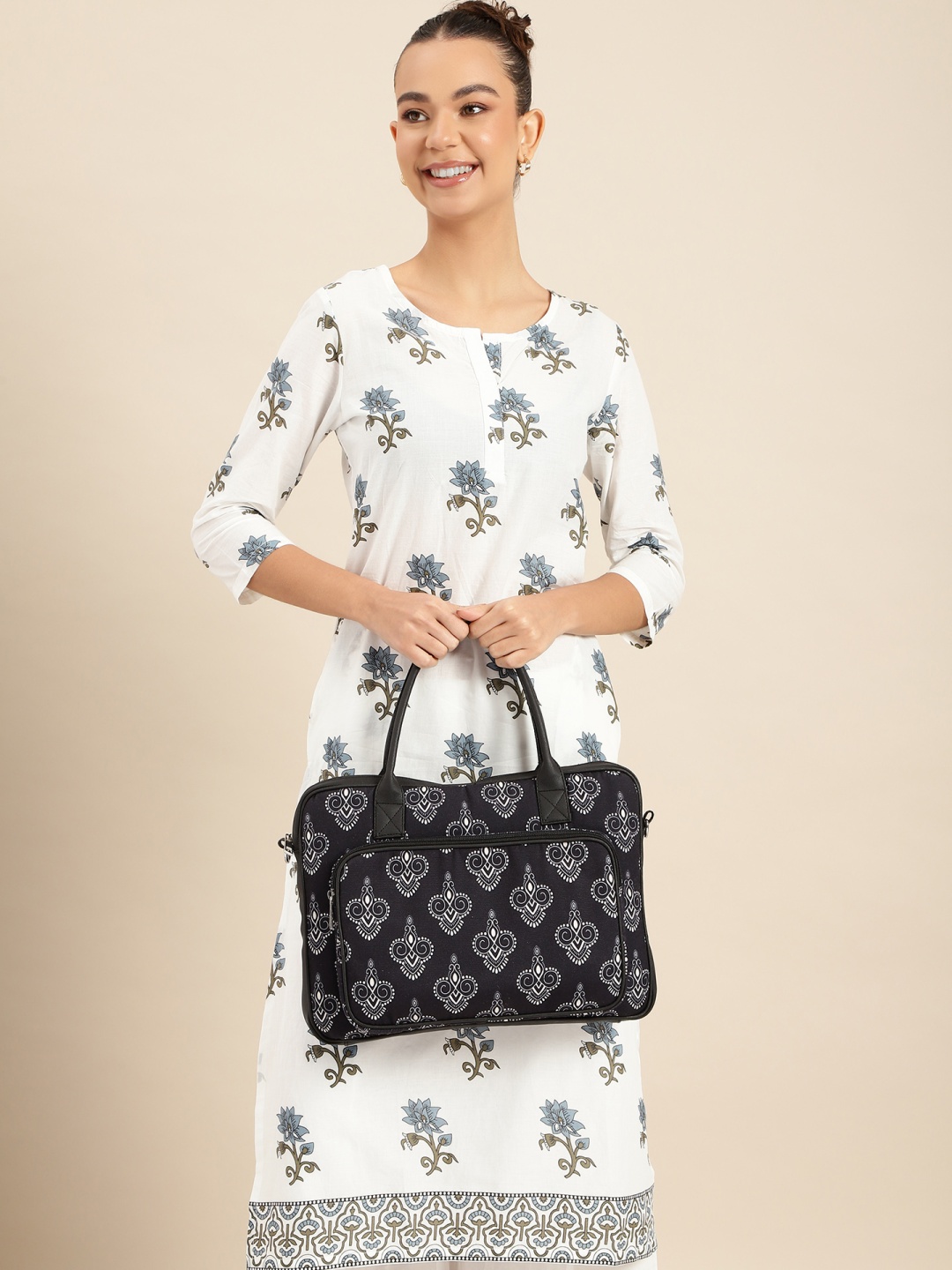 

Anouk Ethnic Motifs Printed Structured Satchel, Black