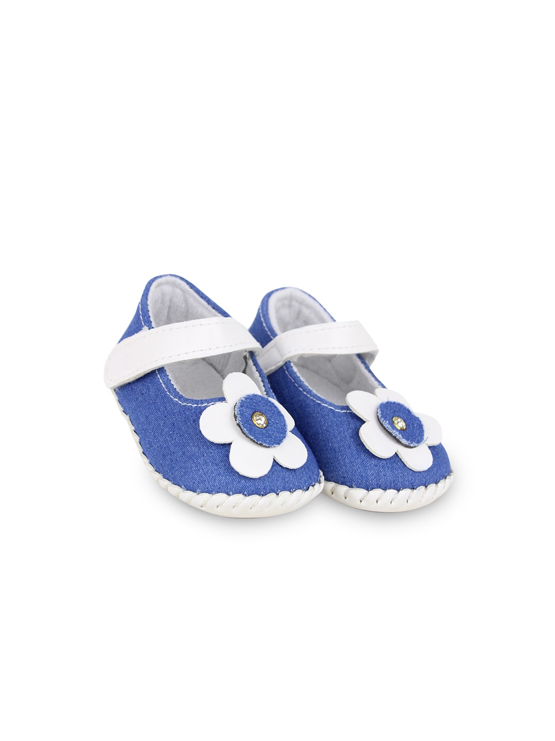 

BAESD Infants Girls Self-Design Denim Cotton Booties, White