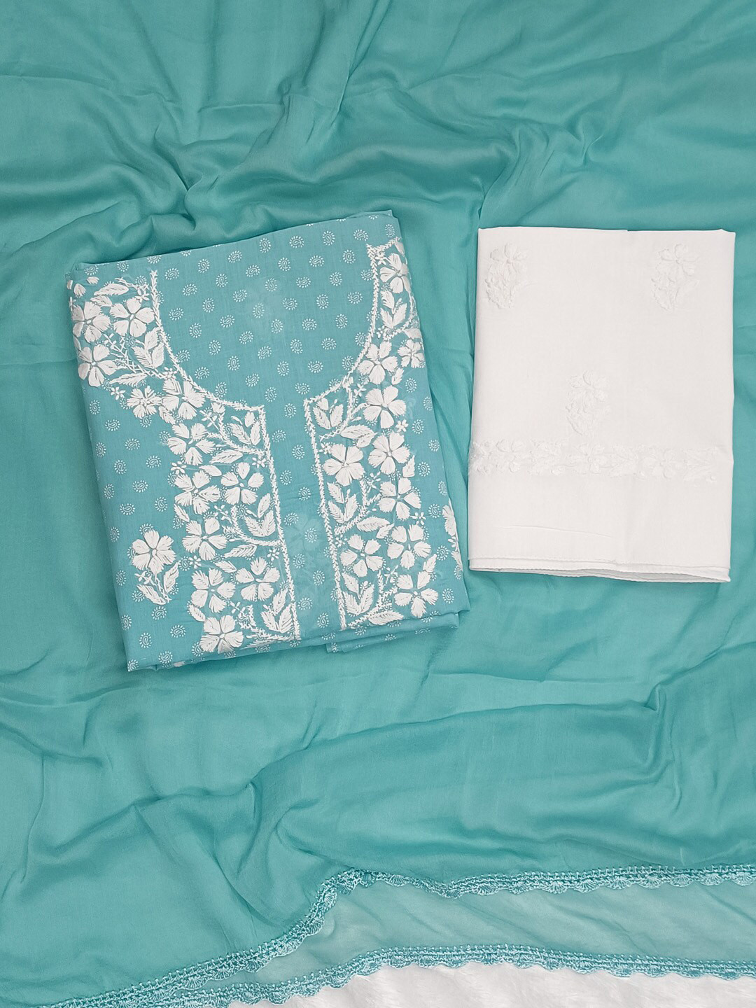 

PARAMOUNT CHIKAN Floral Embroidered Unstitched Dress Material, Blue