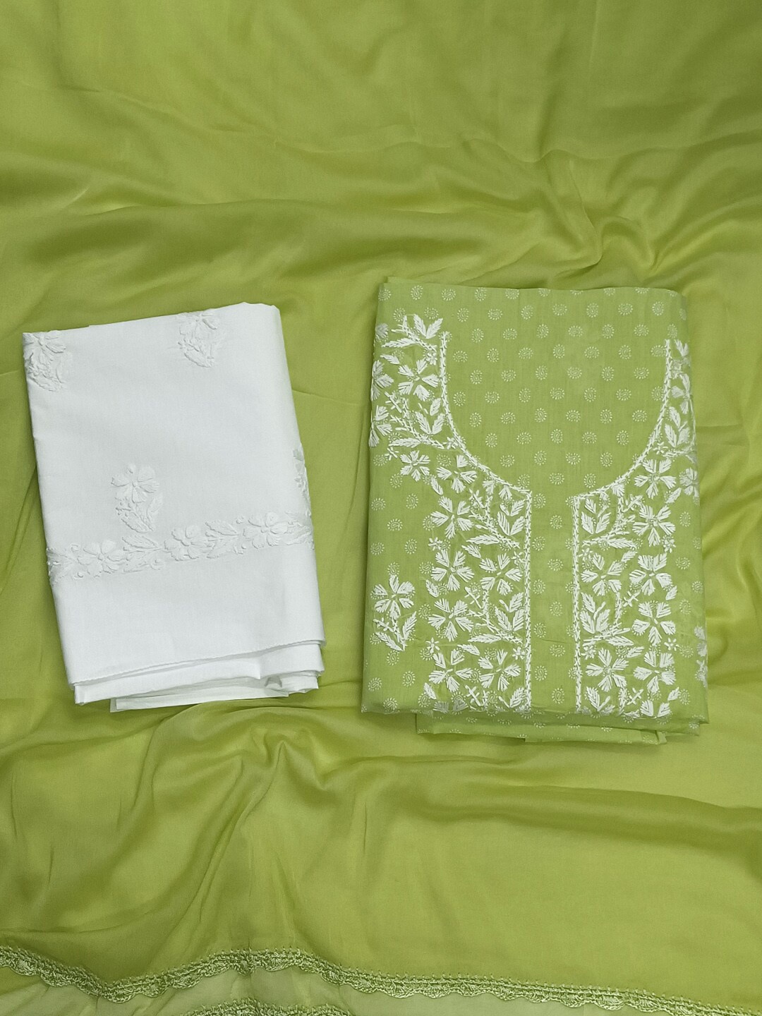 

PARAMOUNT CHIKAN Embroidered Unstitched Dress Material, Green