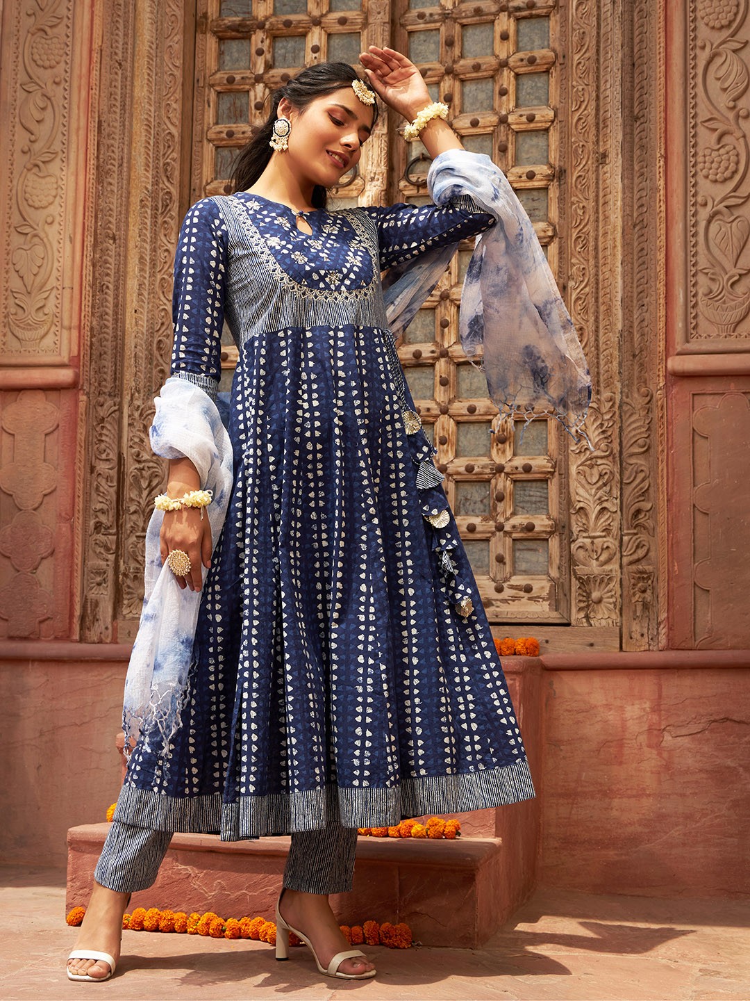 

Chandbaali Ethnic Motifs Embroidered Thread Work Pure Cotton Kurta With Trouser & Duppata, Navy blue