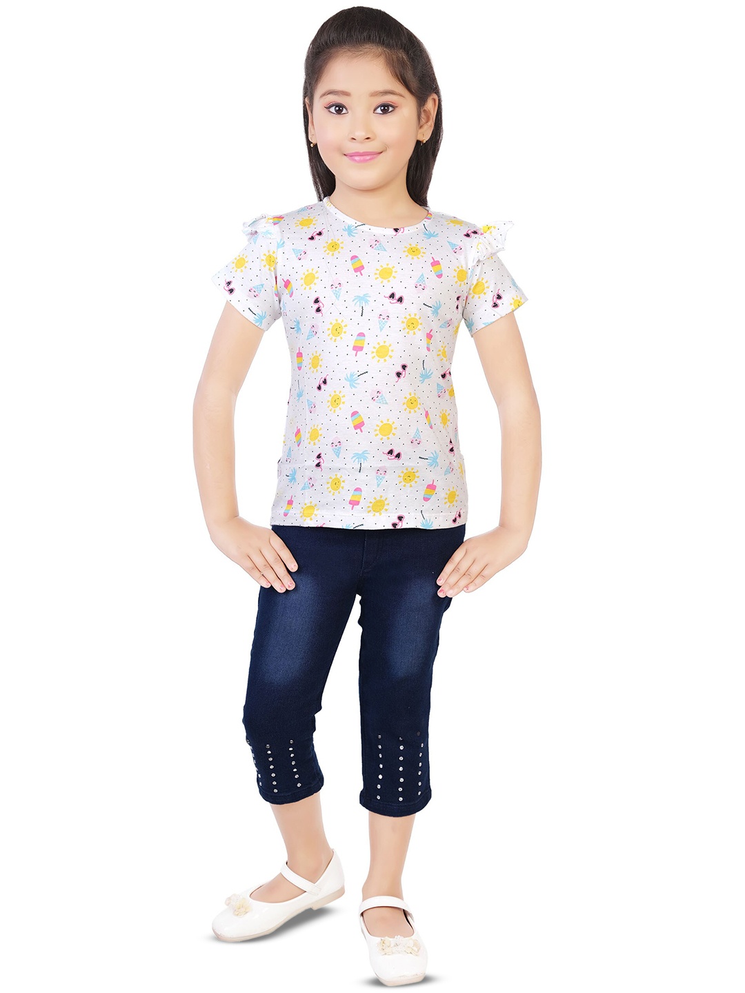 

BAESD Girls Printed Top With Jeans, White