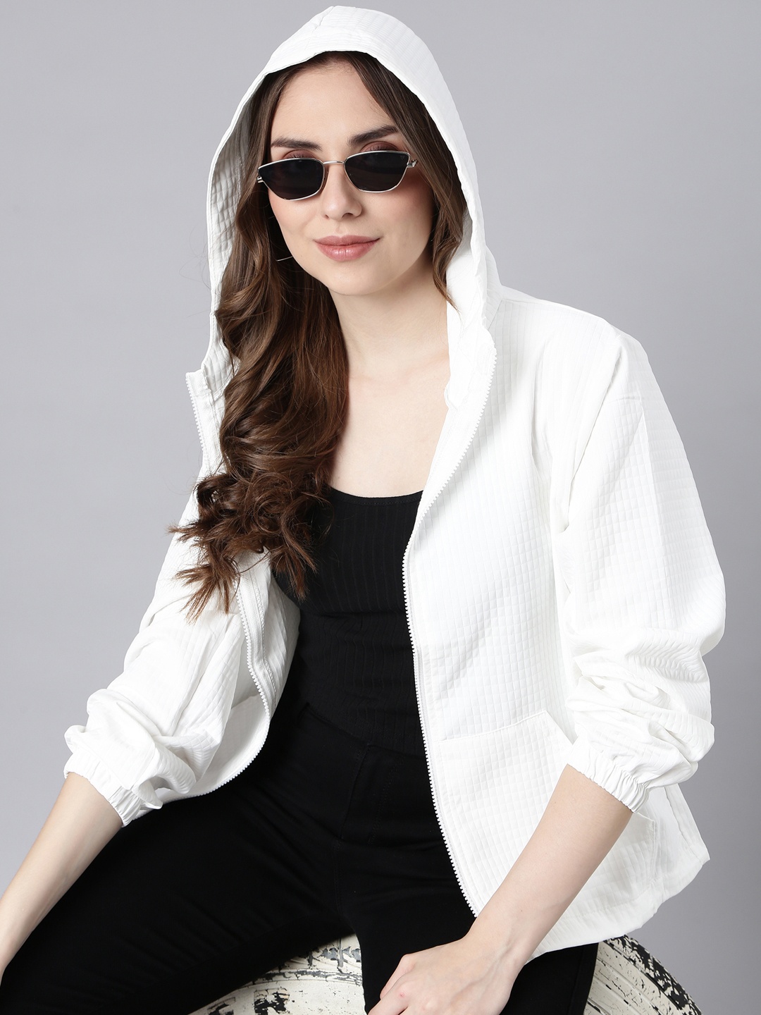 

SHOWOFF Detachable Hoodie Long Sleeves Zip Detail Windcheater Oversized Tailored Jacket, White