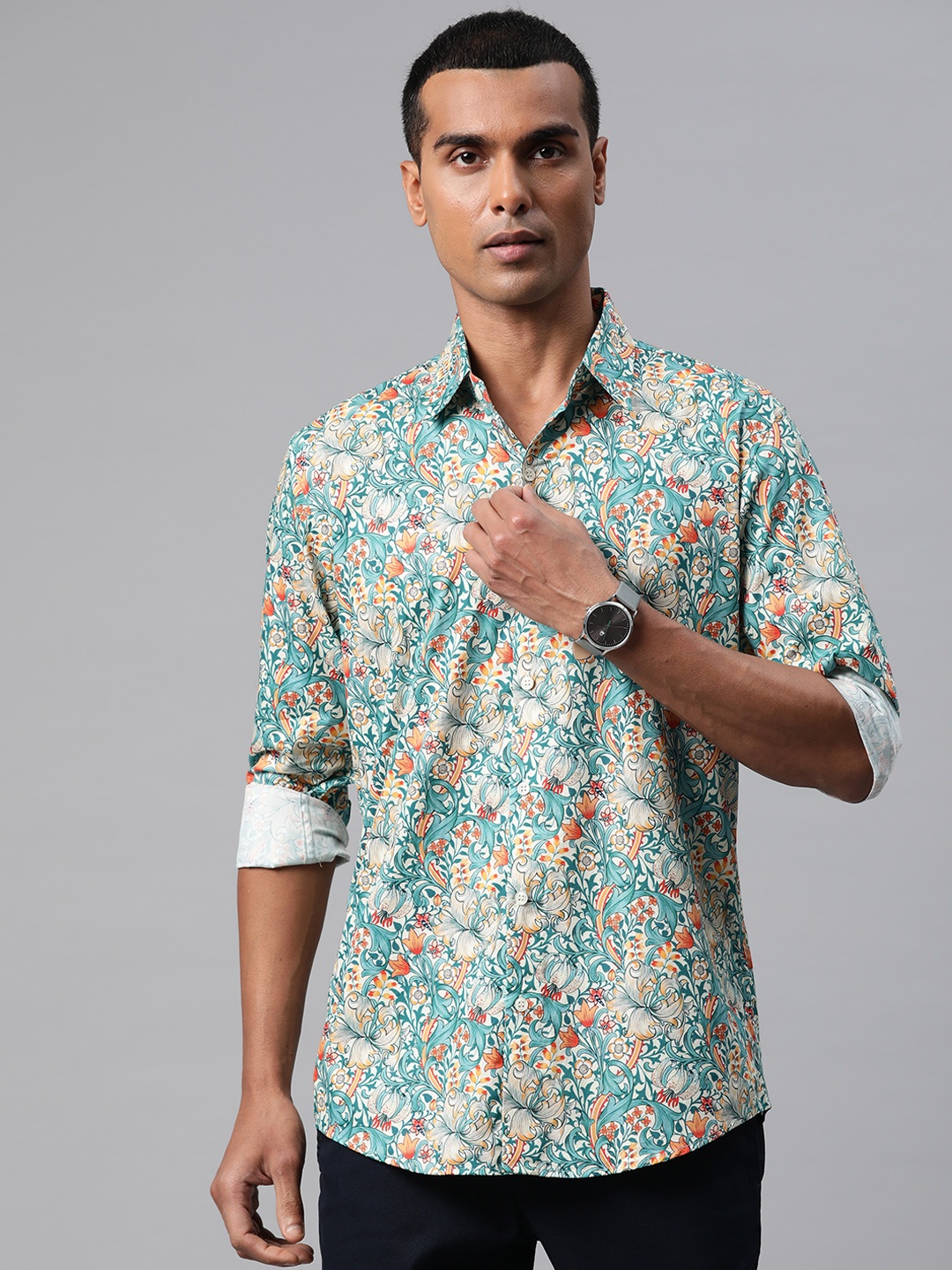 

Monsui Men Classic Floral Printed Casual Shirt, Cream