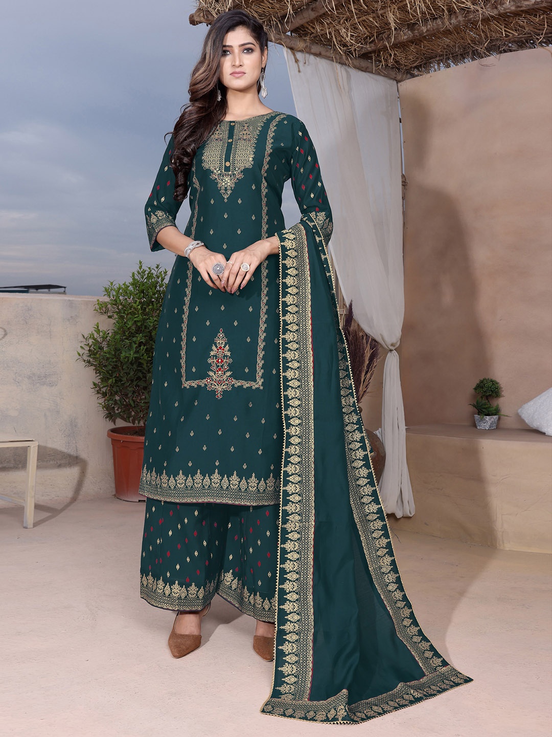

Ariya Prints Ethnic Motifs Embroidered Round Neck Pure Silk Kurti With Palazzos & Dupatta, Green
