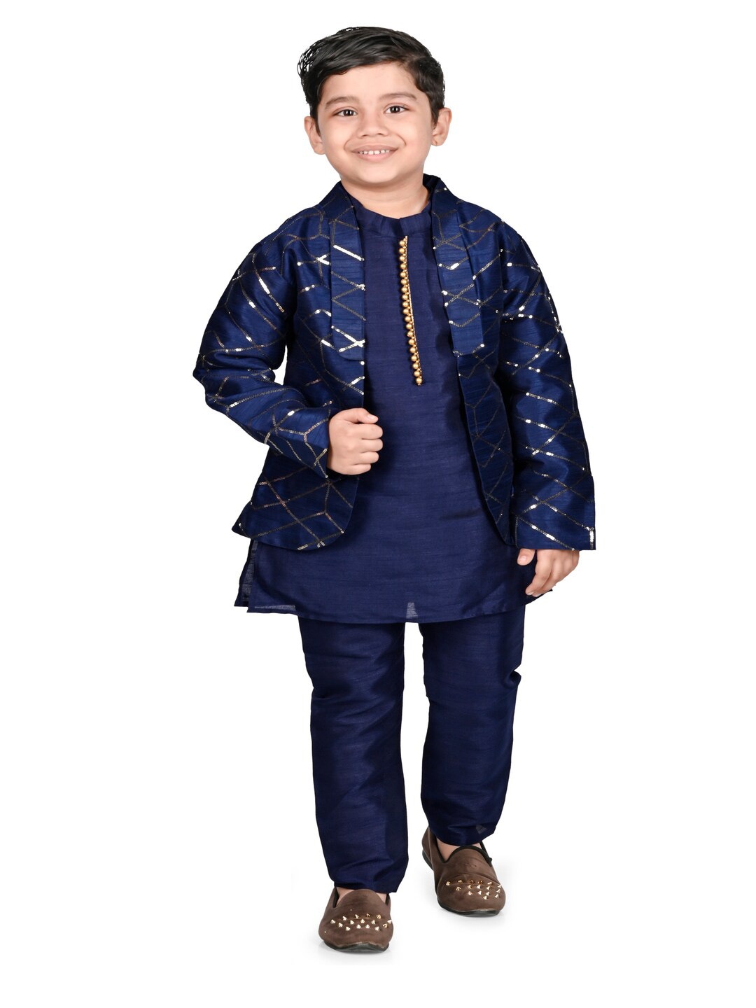 

BAESD Boys Mandarin Collar Regular Kurta with Trousers & Jacket, Navy blue