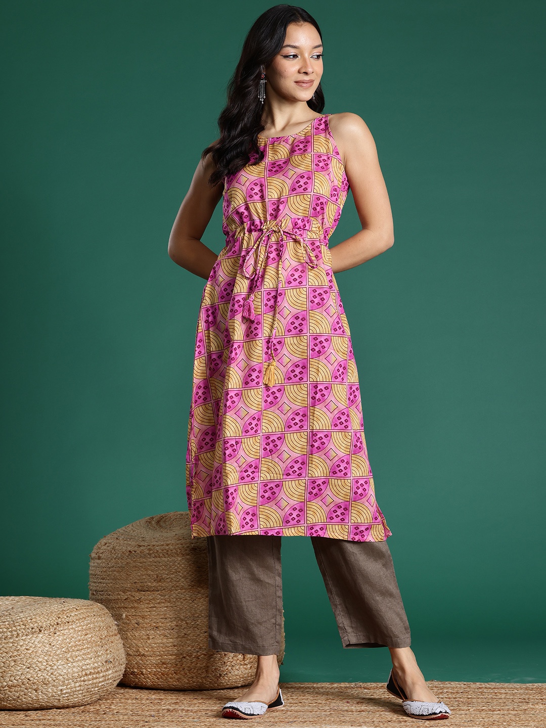 

Sangria Waist Tie-Up Printed A-Line Kurta, Pink