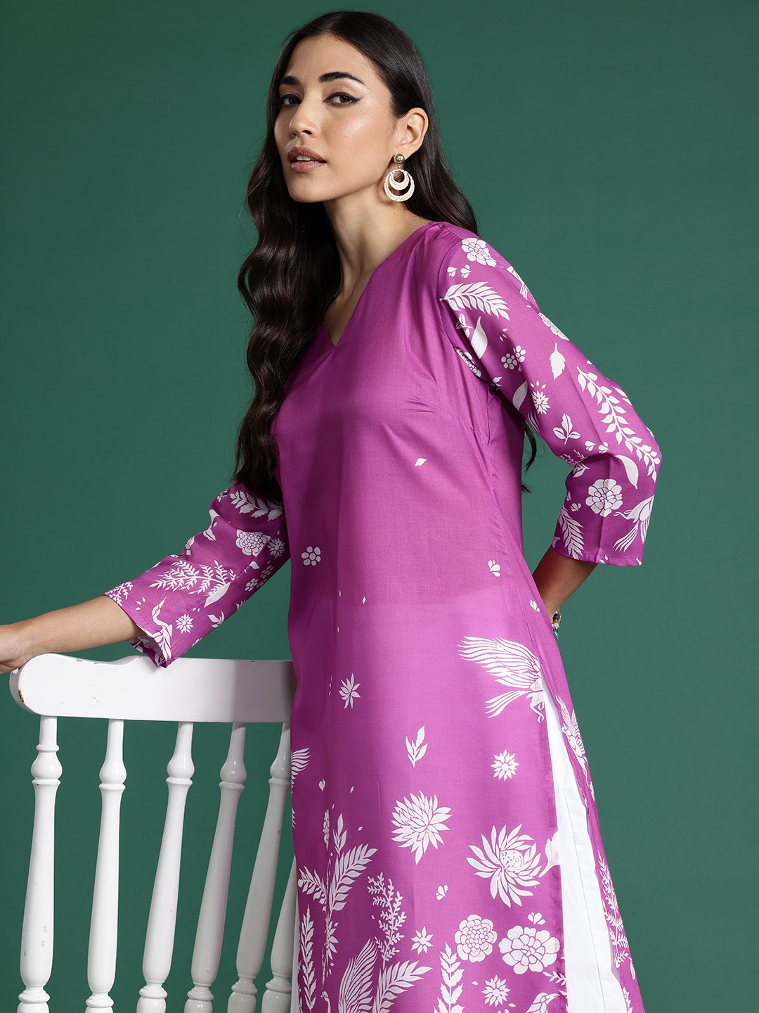 

Sangria Floral Printed Kurta, Purple