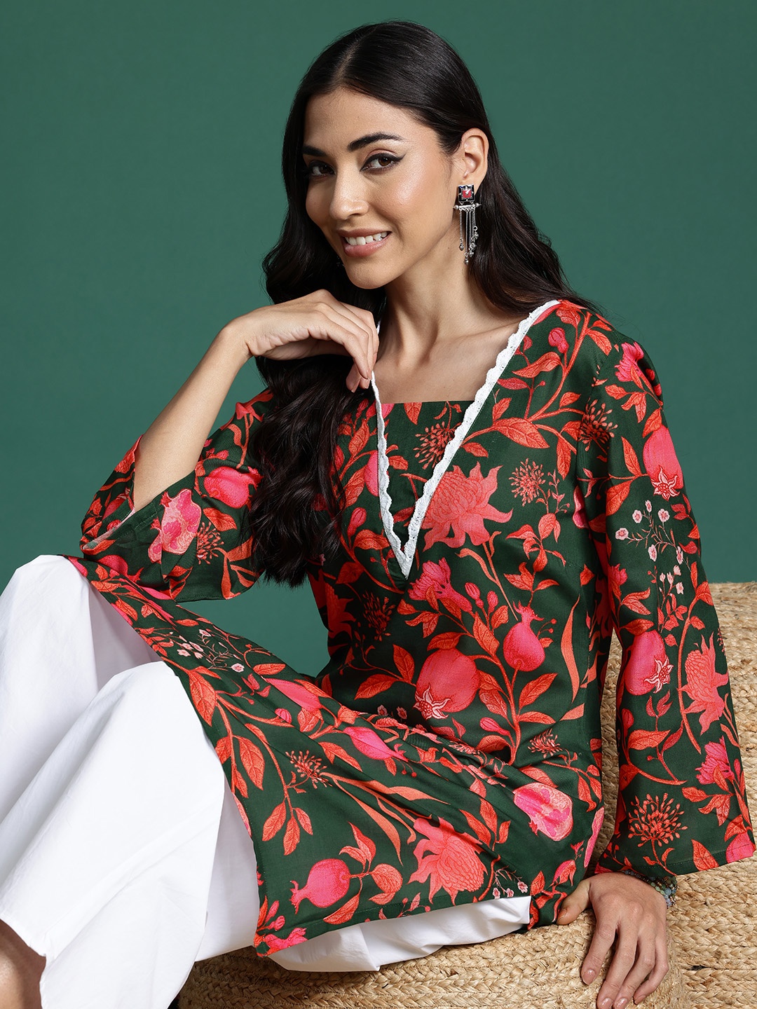 

Sangria Floral Printed Flared Sleeves Kurta With Lace Inserts, Green