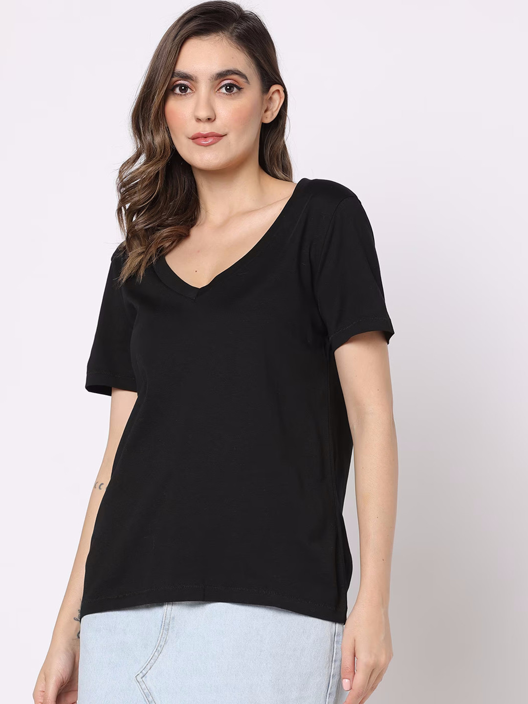 

COLOR CAPITAL Pack of 5 V Neck Regular Tops, Black