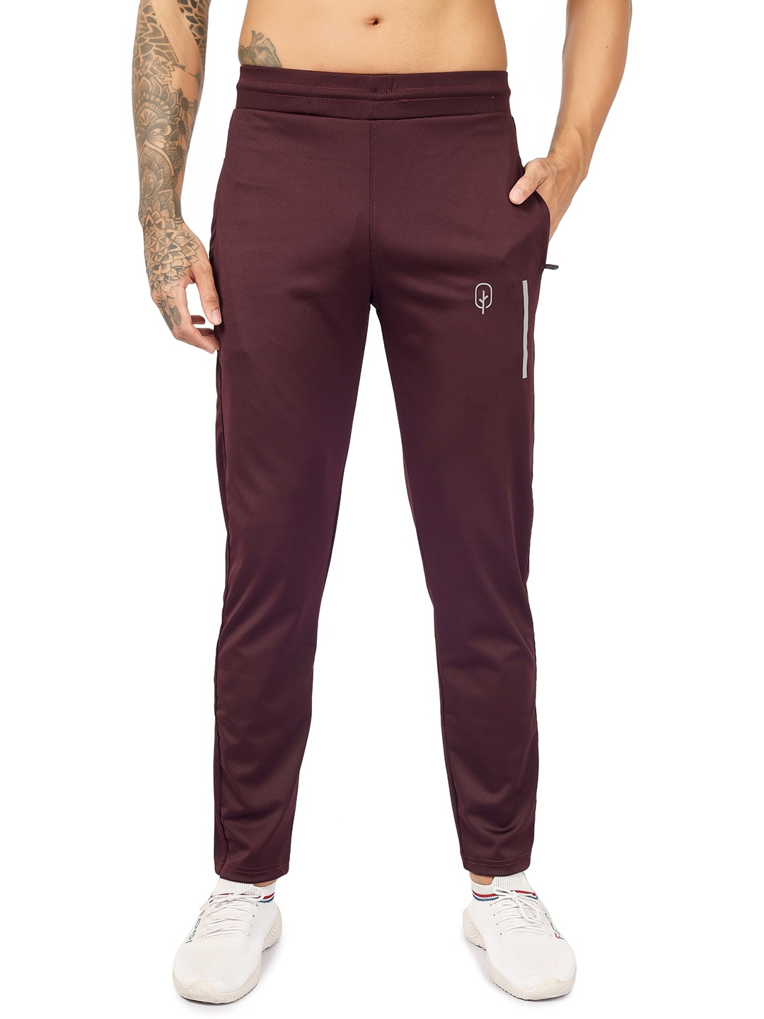 

BLUEFICUS Men Mid-Rise Track Pants, Maroon