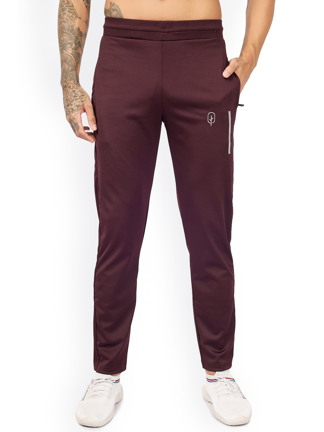 

BLUEFICUS Men Printed Mid-Rise Track Pants, Burgundy