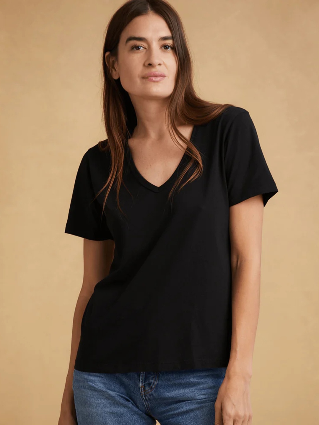 

COLOR CAPITAL V-Neck Short Sleeves Relaxed fit Top, Multi