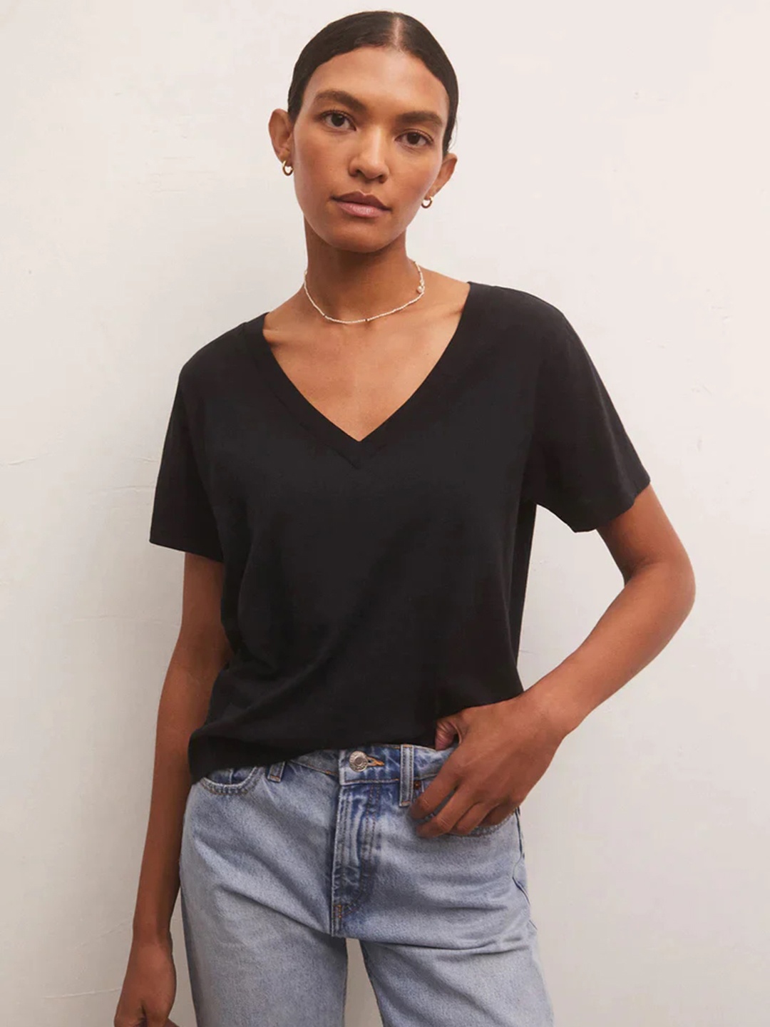 

COLOR CAPITAL V-Neck Top, Black