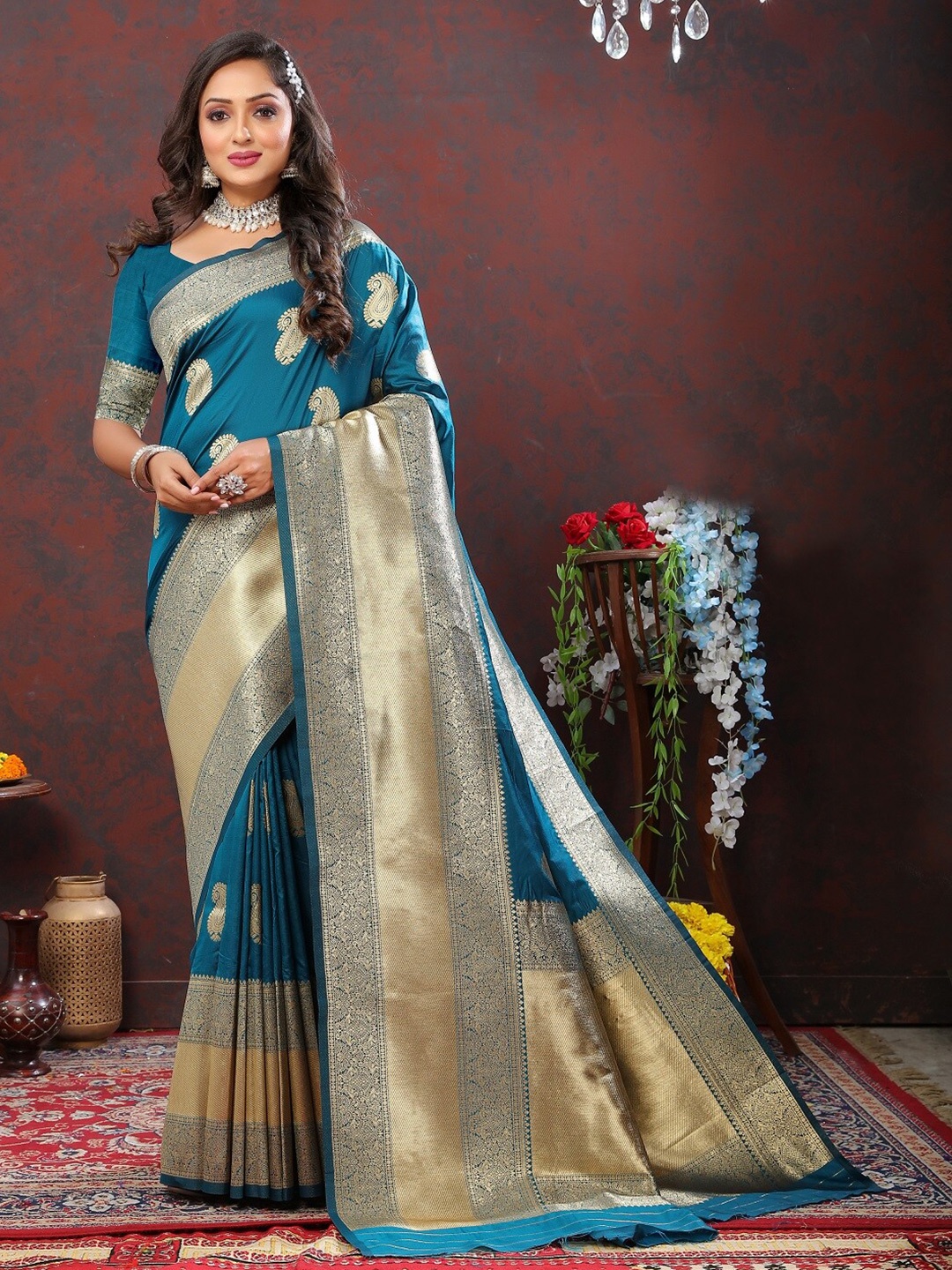 

faxofab Blue & GoldToned Ethnic Woven Design Zari Silk Banarasi Saree