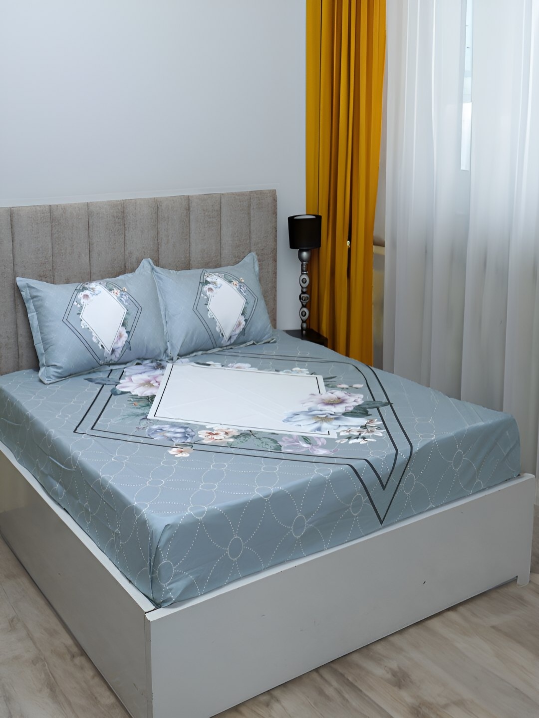 

GAPU & BALY Grey Floral Printed 120 TC King Bedsheet with 2 Pillow Covers