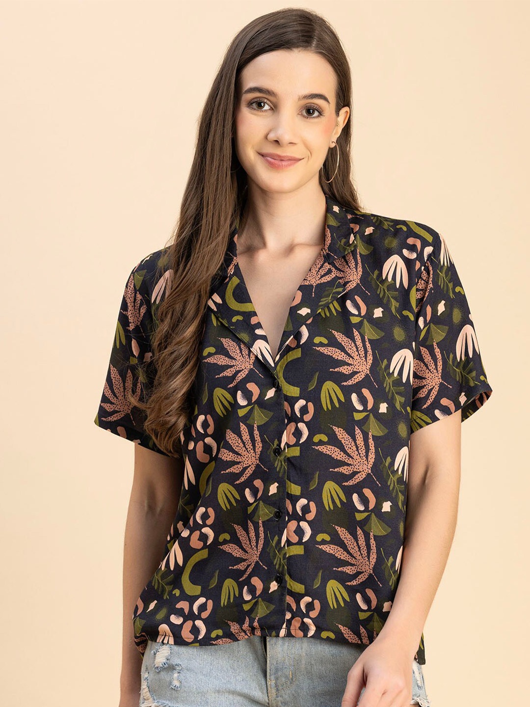 

Moomaya Floral Printed Shawl Collar Short Sleeves Opaque Casual Shirt, Navy blue